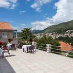 Guest House Raguz